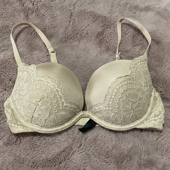 Beyond Sexy Push Up Bundle - Picture 2 of 6